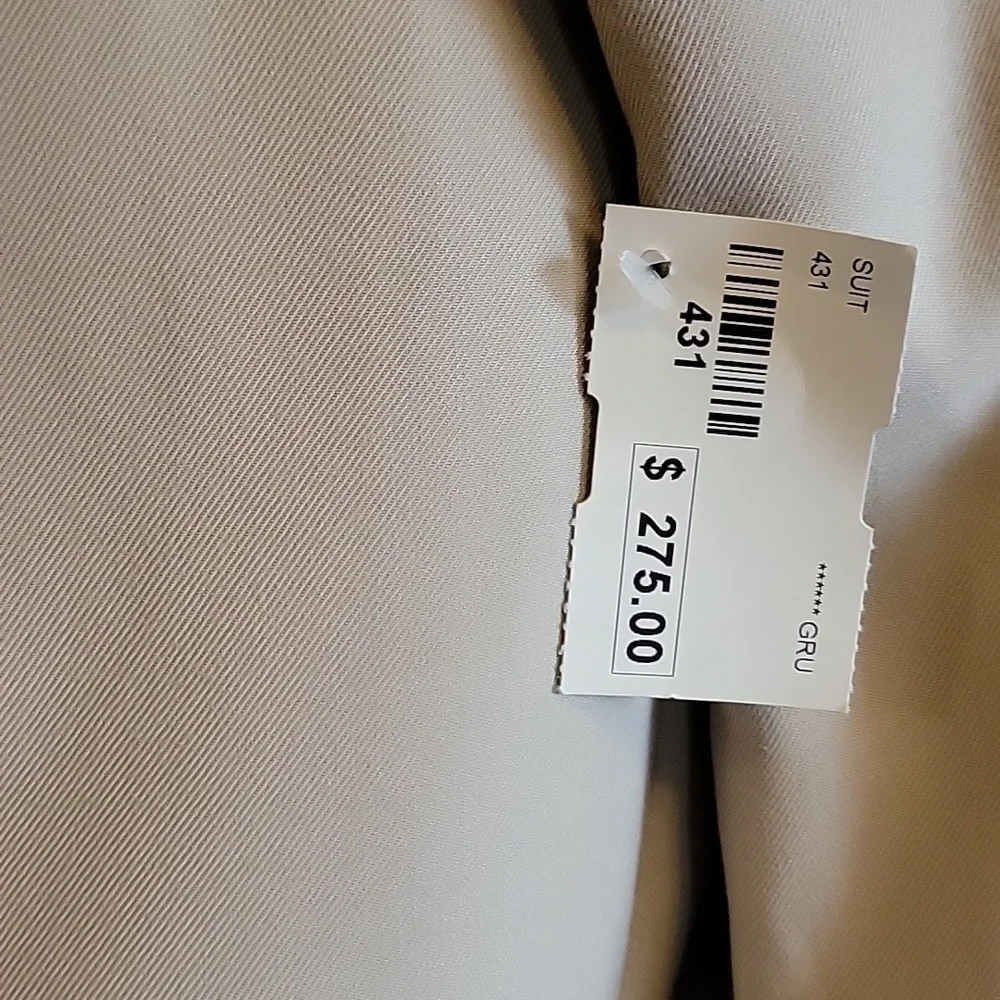Carlo Lusso-2 button beige Jacket Size 38 L. NWT. - Picture 4 of 12